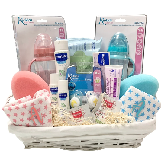 Canastilla bebé recién nacido clásica con productos de farmacia. Mustela, Suavinex, Nuk, Kiokids...